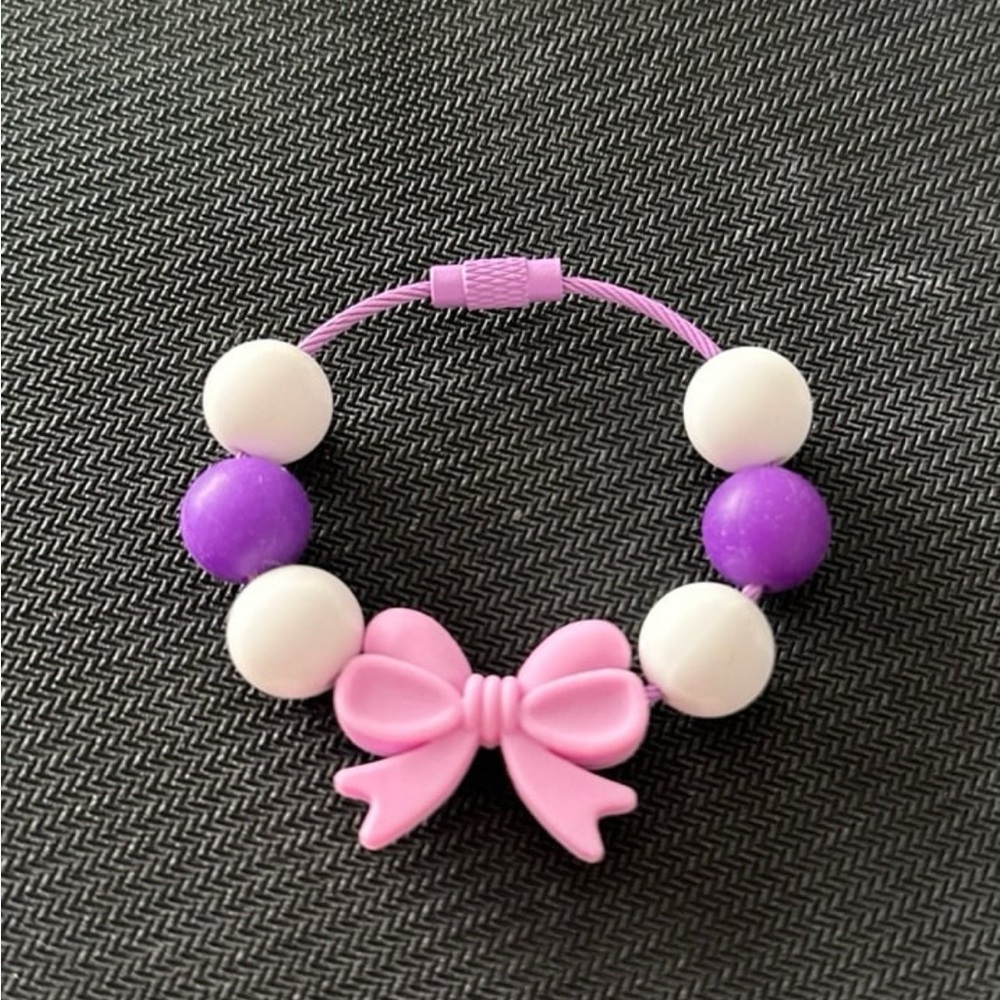 Pink Bow Beaded Bracelet